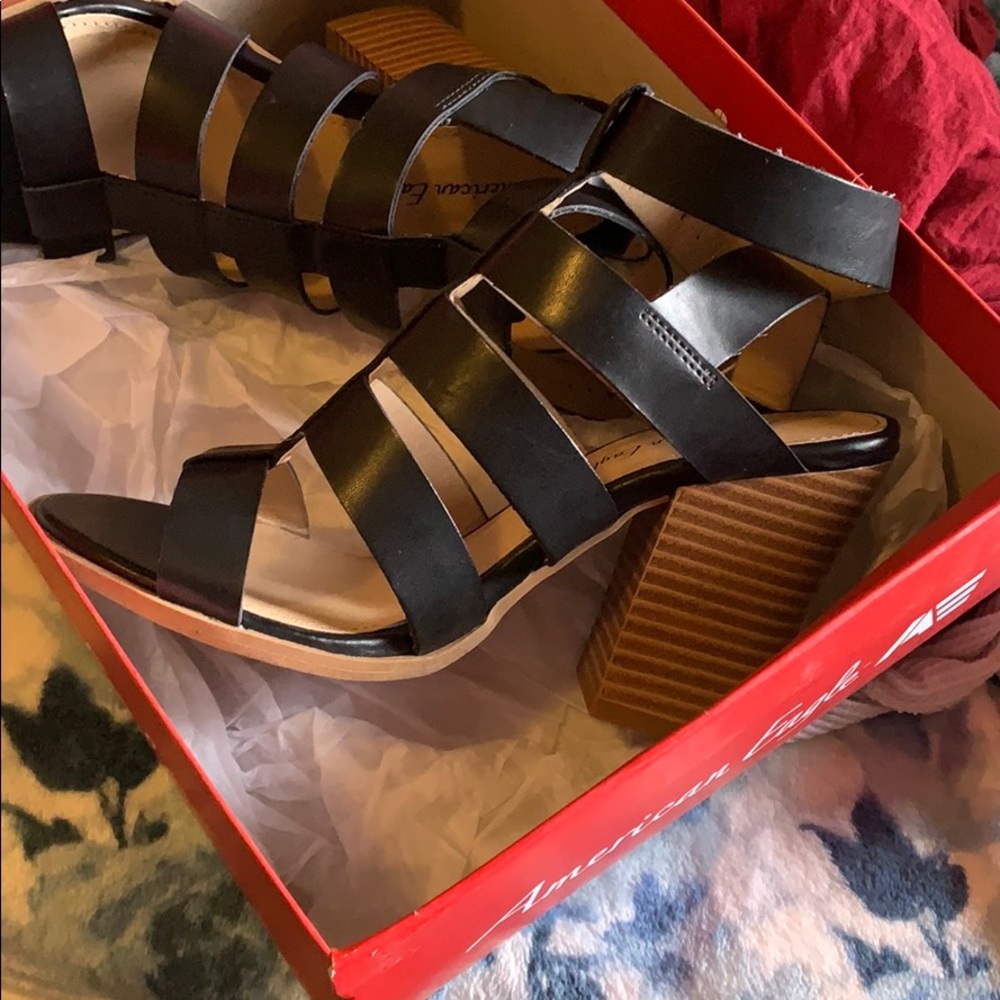 Selling these beautiful shoes from American eagle